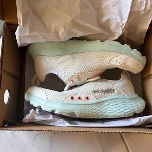 Columbia CASTBACK'™ PFG WOMEN'S Running Shoes, Size 9